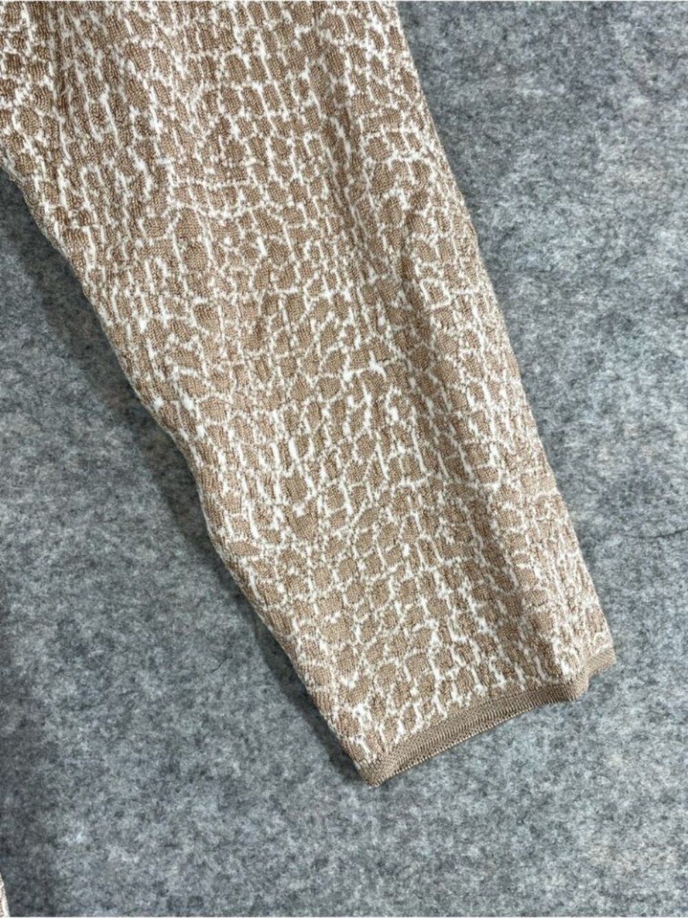 BOSS Hugo Boss Croccodile Print Knit Dress Beige XXL Quiet Luxury Career Midi - Picture 7 of 12